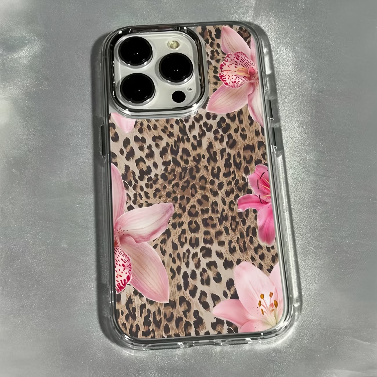 レオパード柄ユリの花透明スマホケース iPhone 17 P - Plants X のレビューと価格