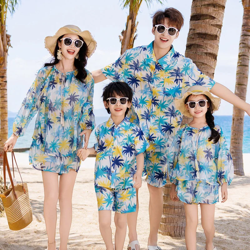 家族旅行お揃いコーデ ホリデー 親子 ビーチ ツーピースセッ - The Plant Parent のレビューと価格